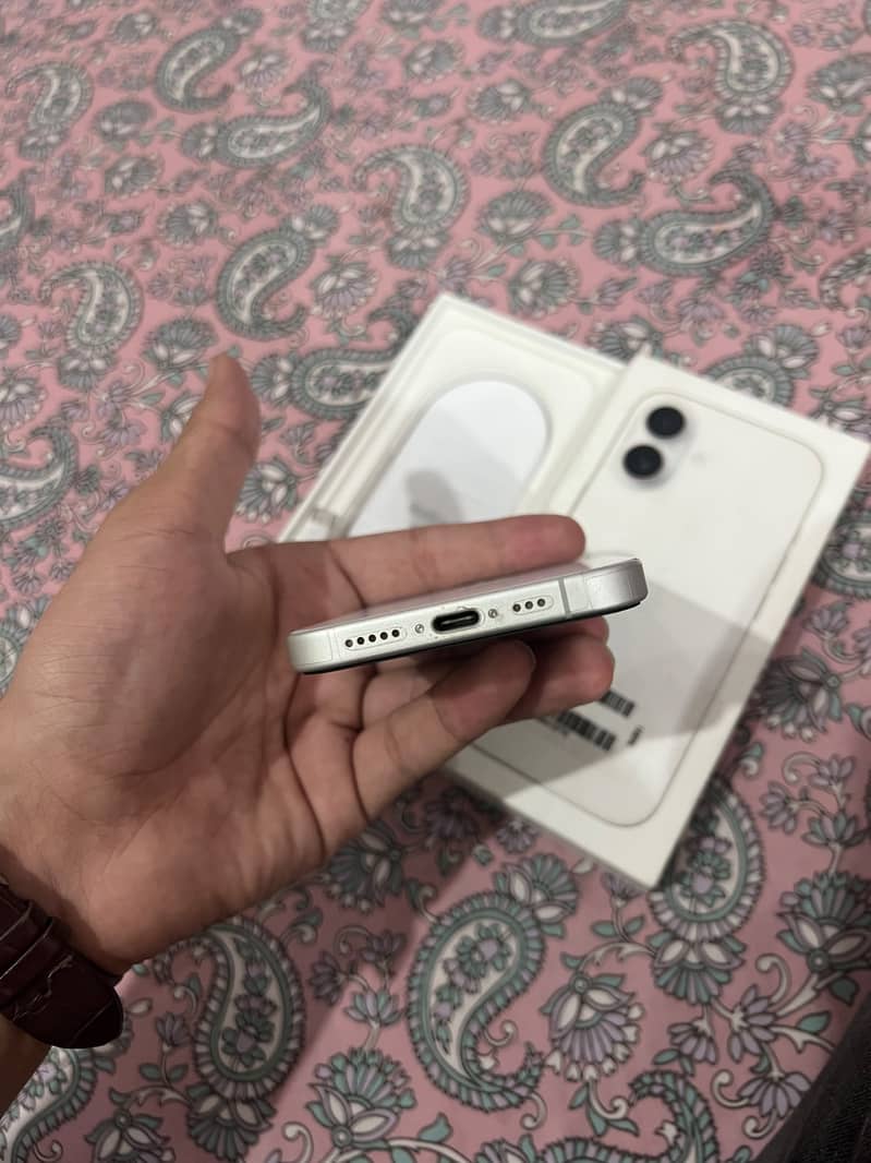 Apple iPhone 17 3