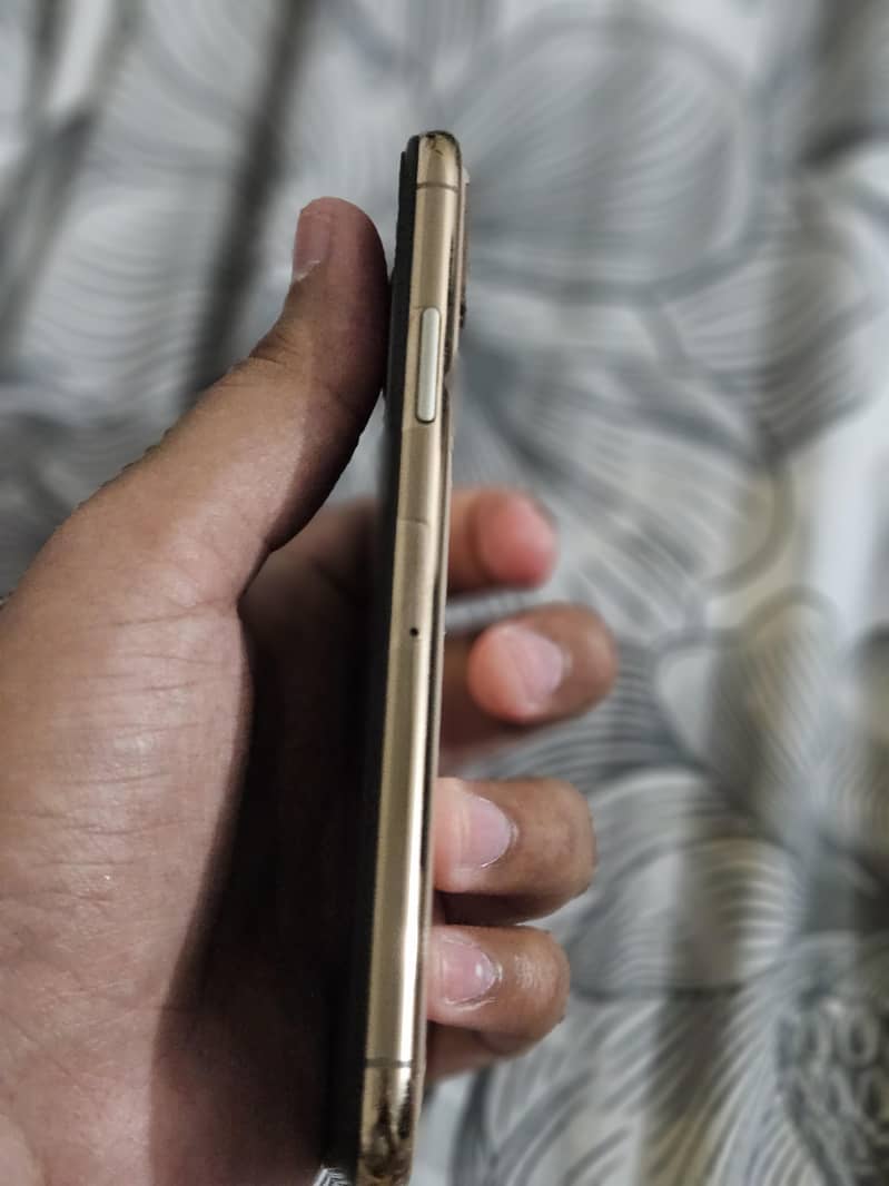 Apple iPhone XS 2