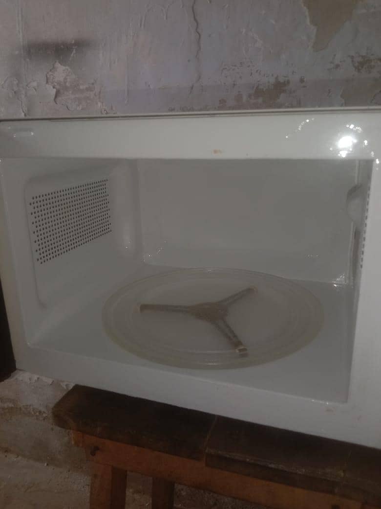 ORient microwave oven 3
