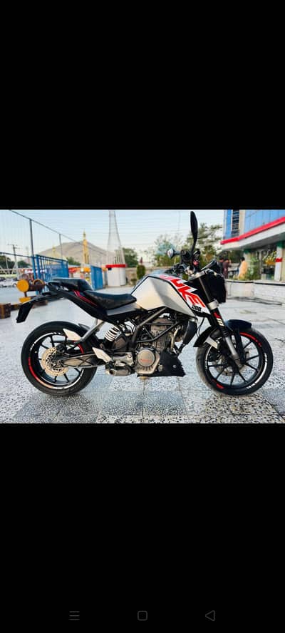 American KTM  Duke 200