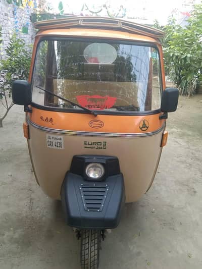 2025 model rikshaw