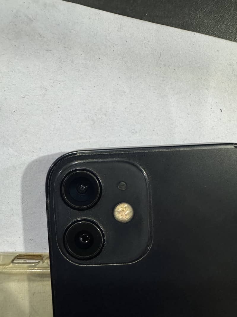 Apple iPhone 12 6