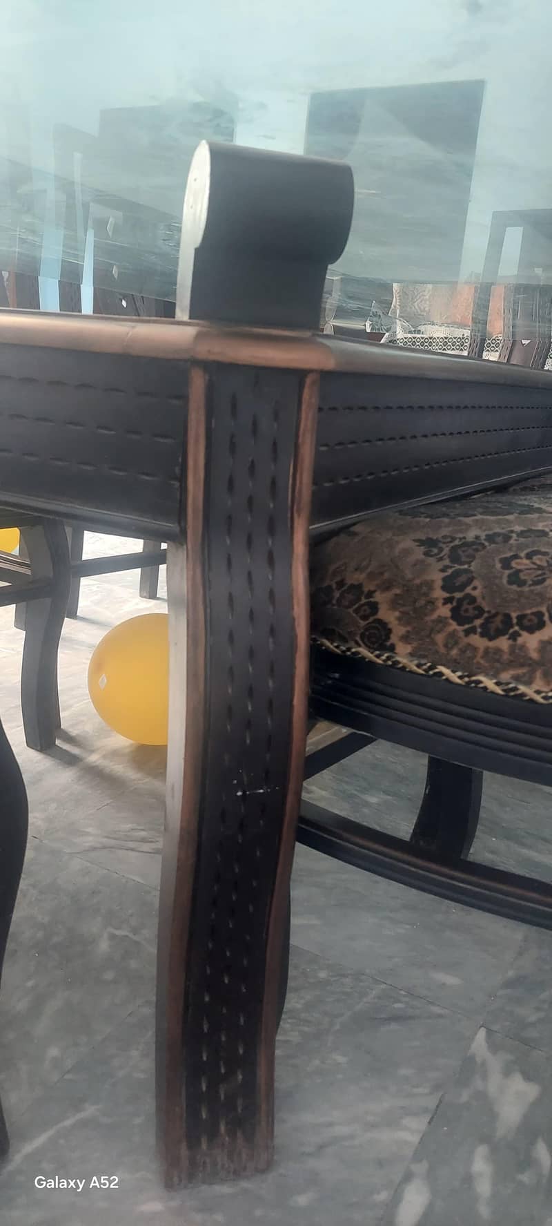 8 seater Dining table 3