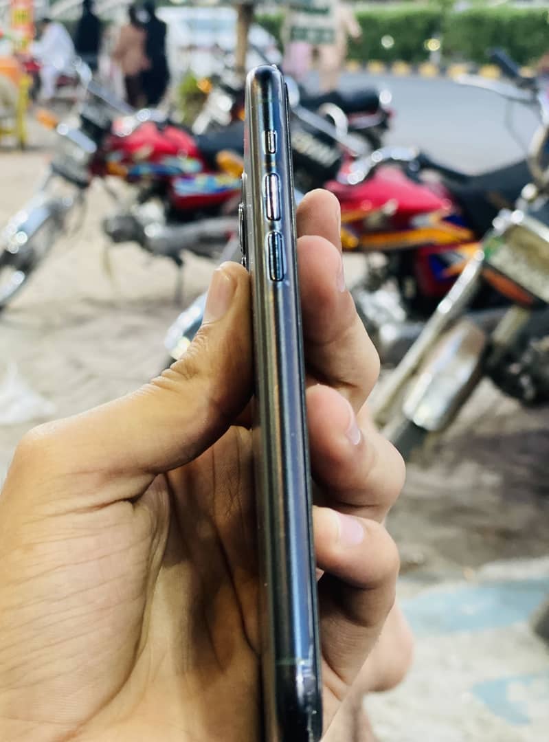 Iphone 11 pro 2