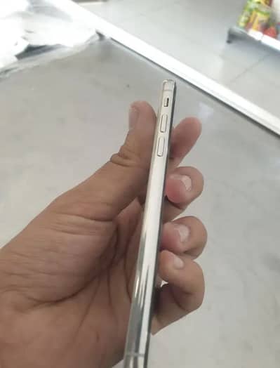 iPhone XS