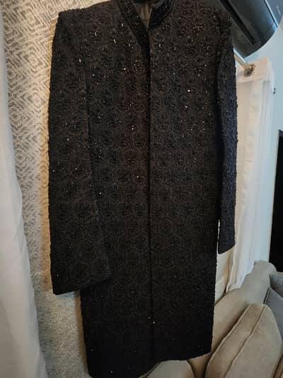 Sherwani/Groom/Dress