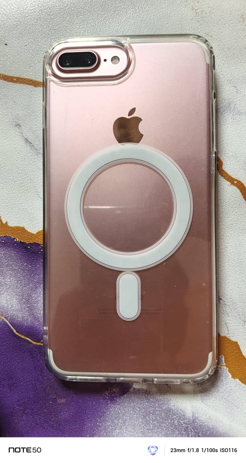 Apple iPhone 7 Plus 11