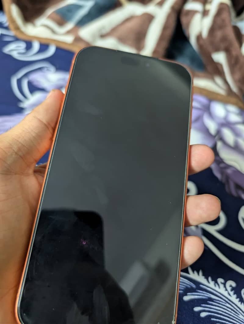 Apple iPhone 17 Pro Max 4