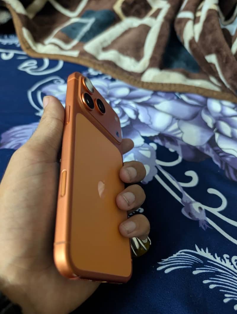Apple iPhone 17 Pro Max 5