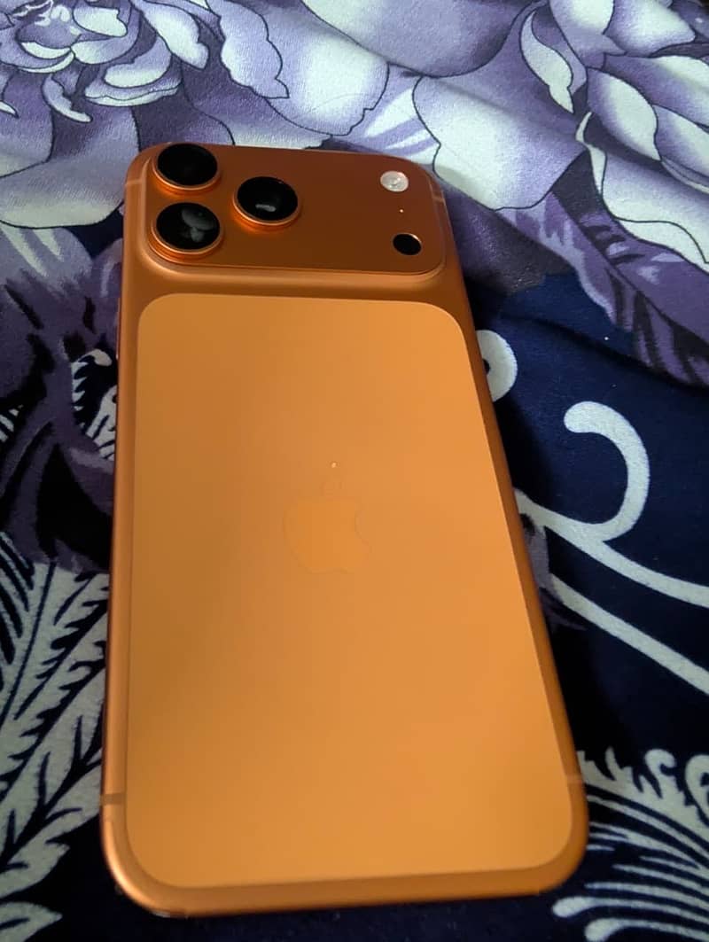Apple iPhone 17 Pro Max 7