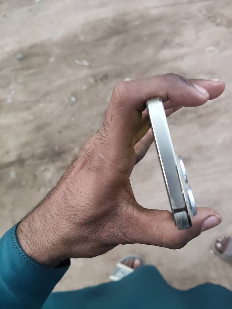 Apple iPhone 13 Pro 7