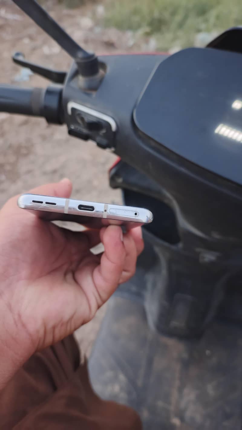 One Plus 8 4