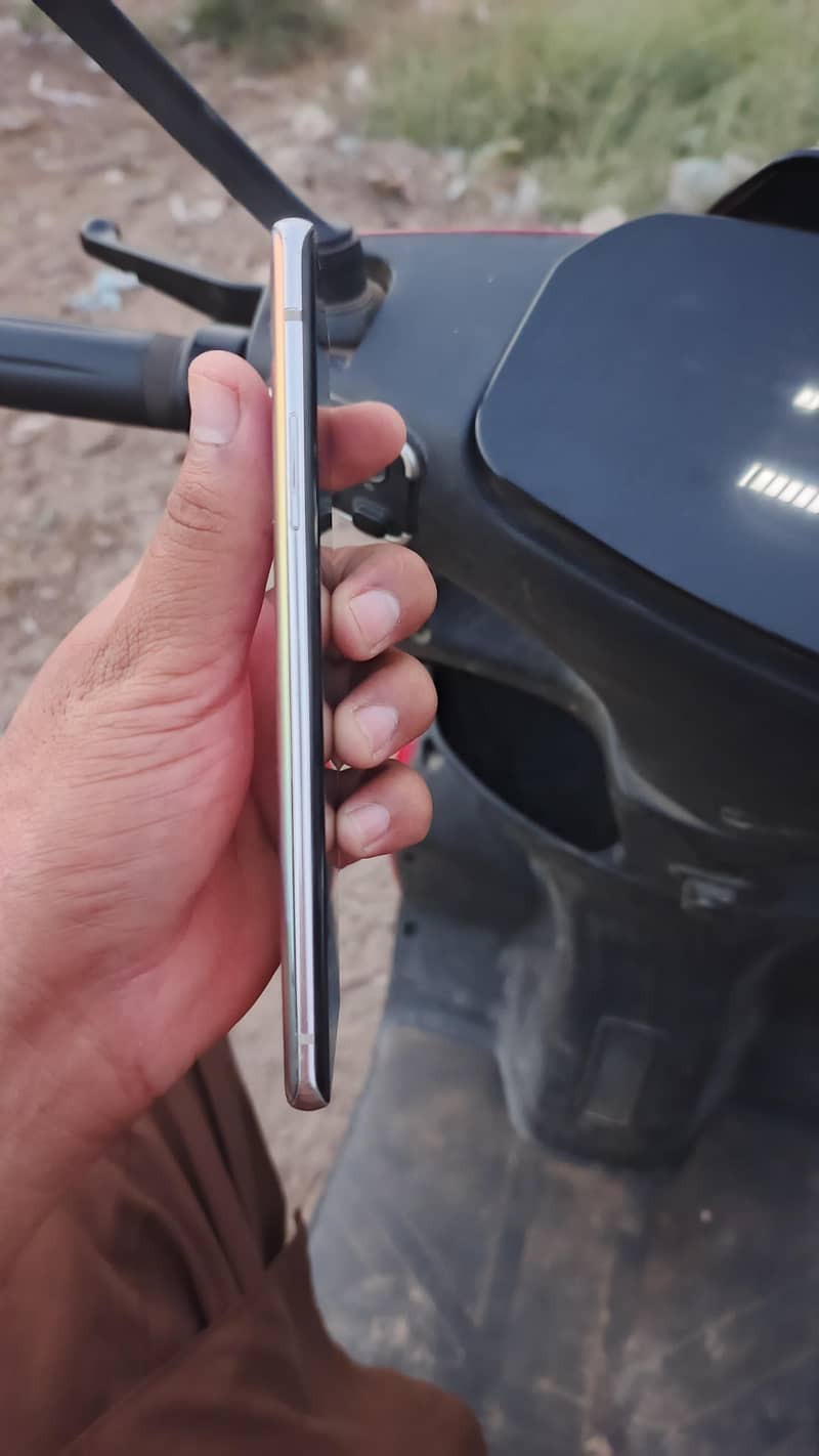 One Plus 8 5