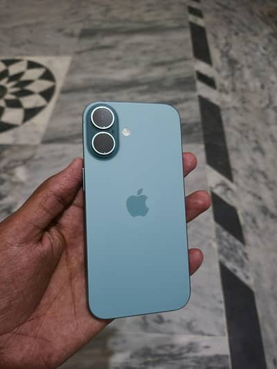 iPhone 16