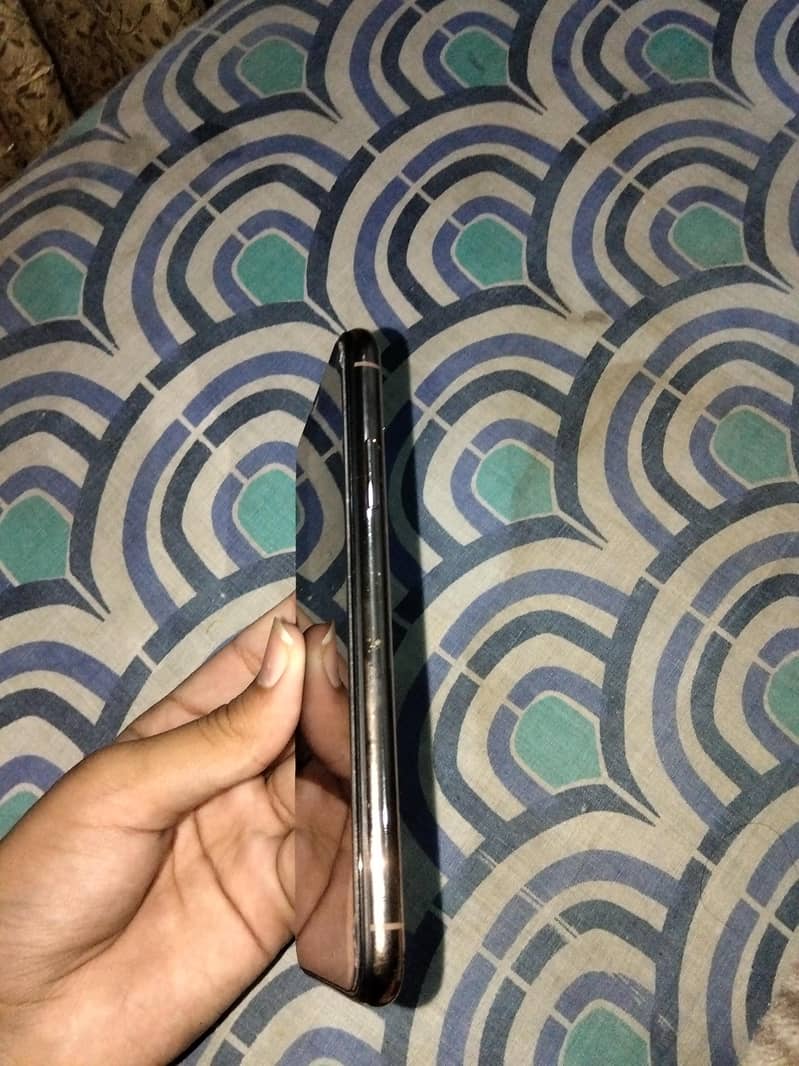 Apple iPhone XS 2