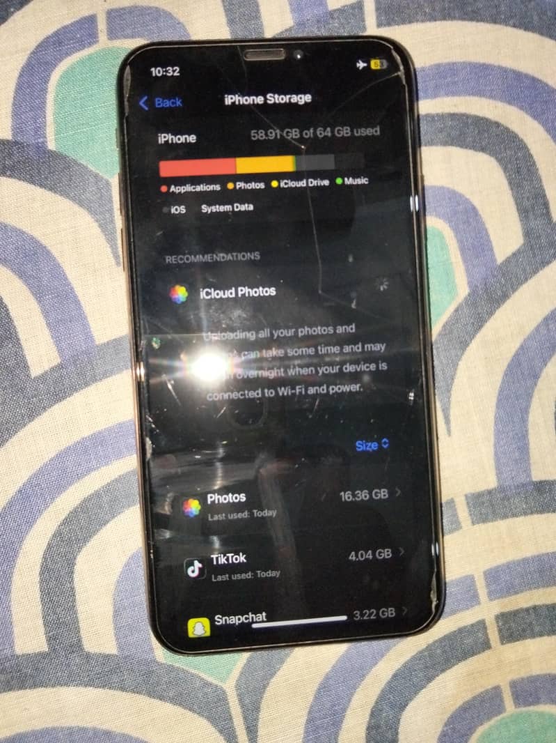 Apple iPhone XS 7
