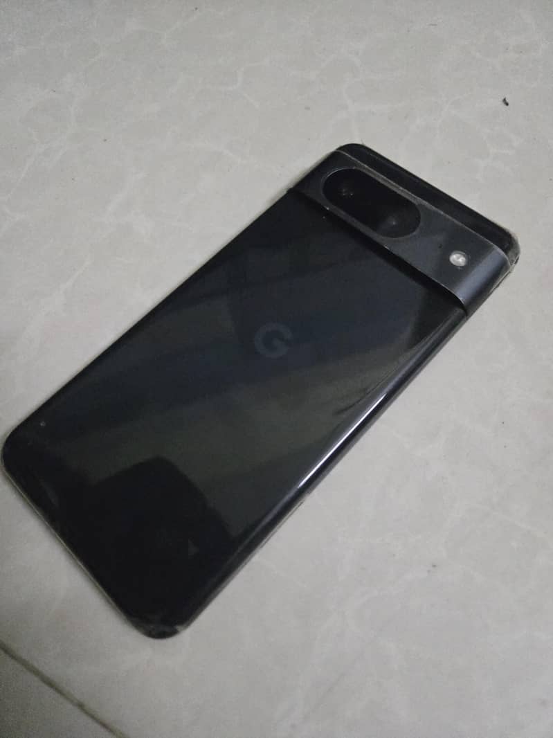 Google Pixel 8 1
