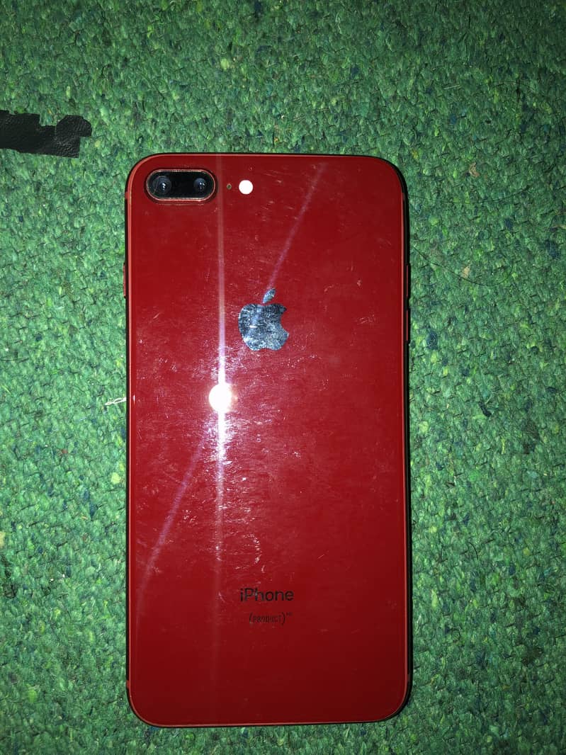 Apple iPhone 8 Plus 0