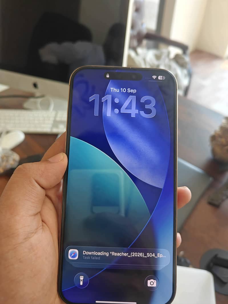 Apple iPhone 16 Pro Max 2