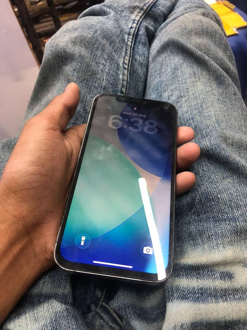 Apple iPhone 12 Pro 8