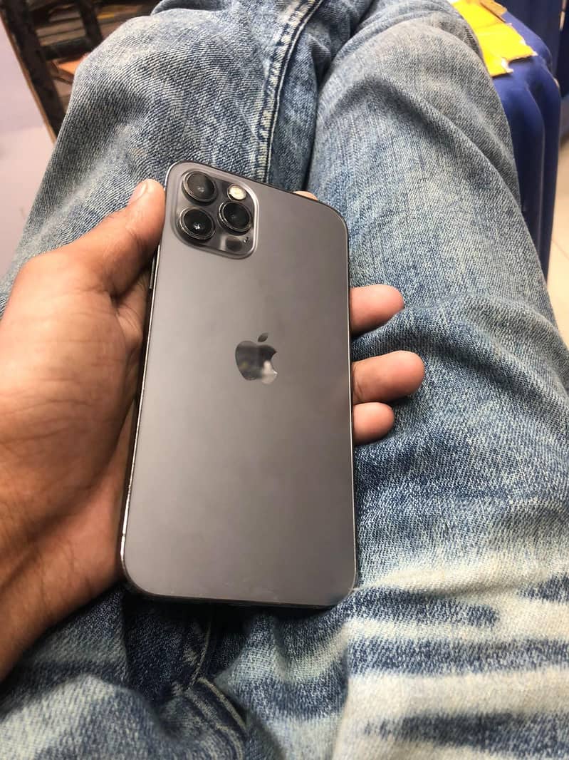 Apple iPhone 12 Pro 10