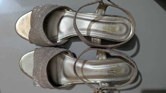 Golden heels