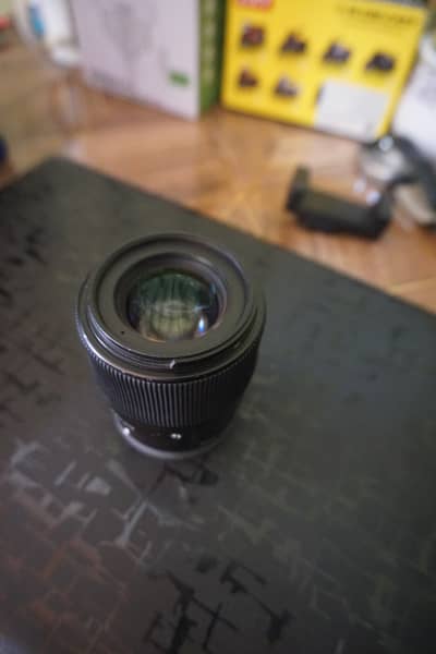 SONY 30MM 1.4 SIGMA LENS FOR SELL
