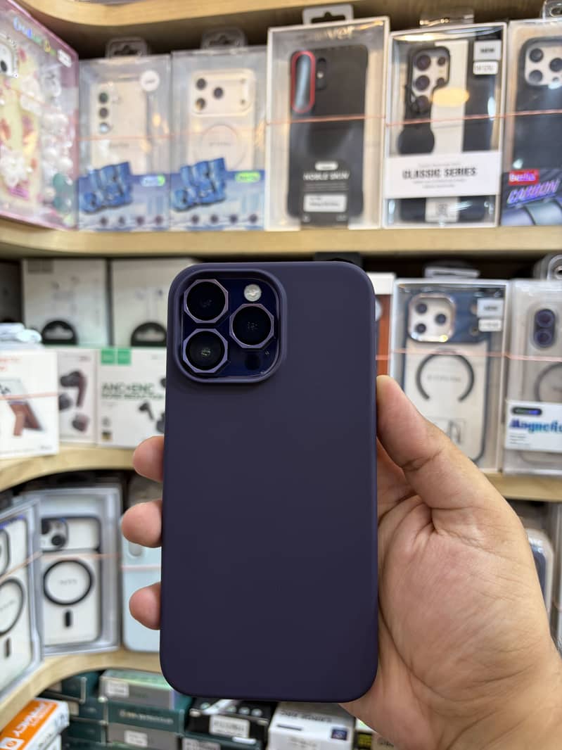 Apple iPhone 14 Pro Max 0