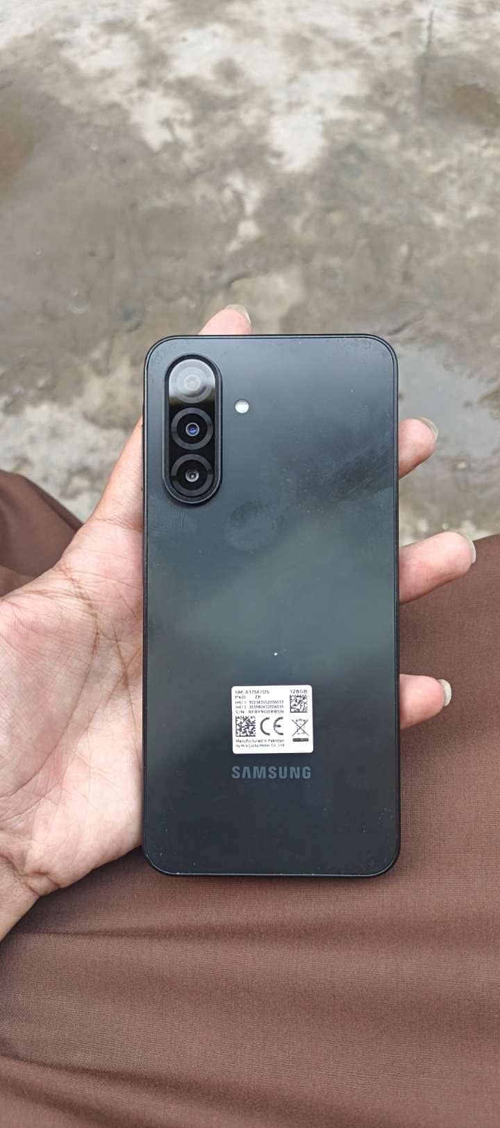 Samsung A17 5