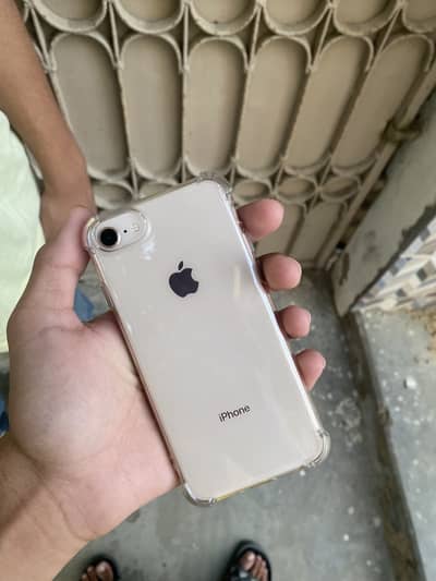 Apple iPhone 8