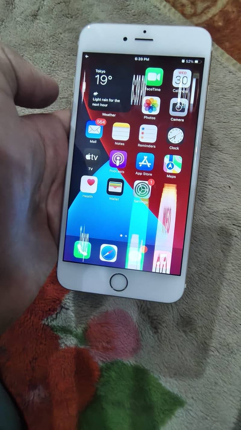 Apple iPhone 6S Plus 2