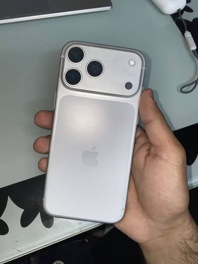 Apple iPhone 17 Pro Max