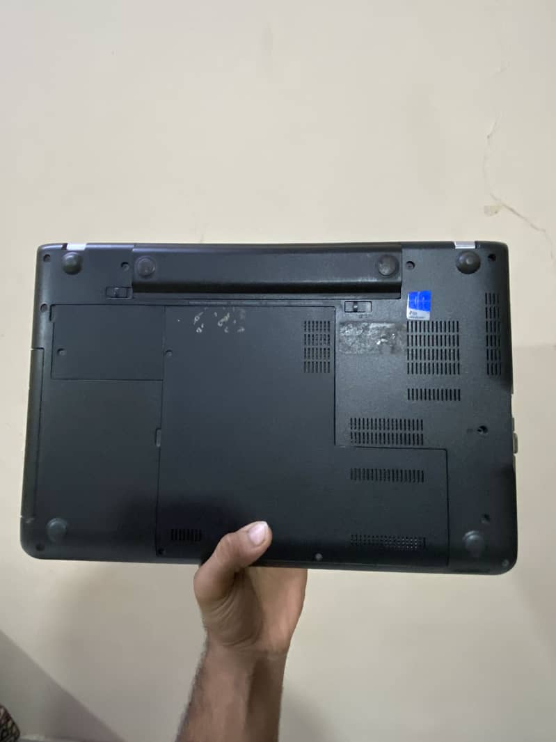 Lenovo ThinkPad E560 4