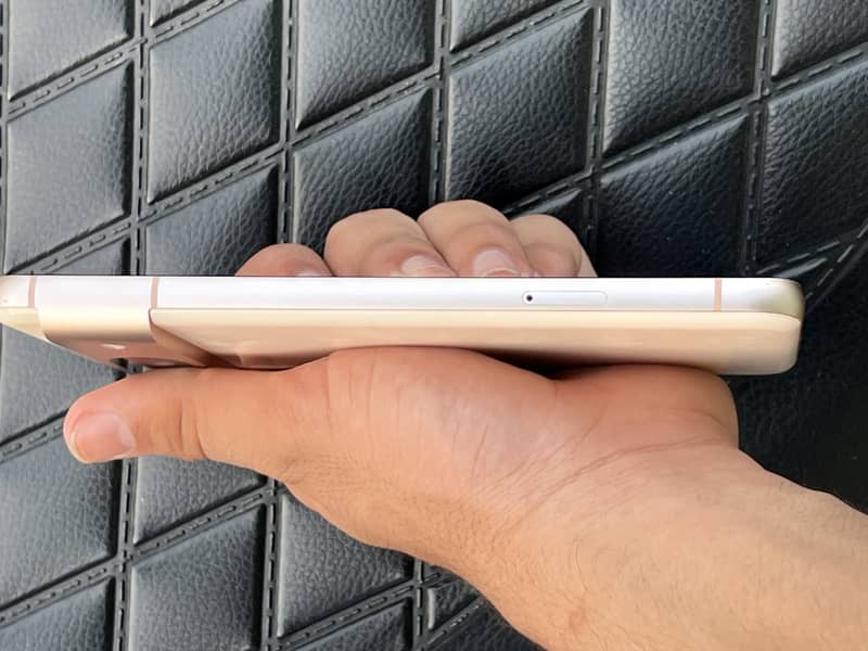 Google Pixel 8 1
