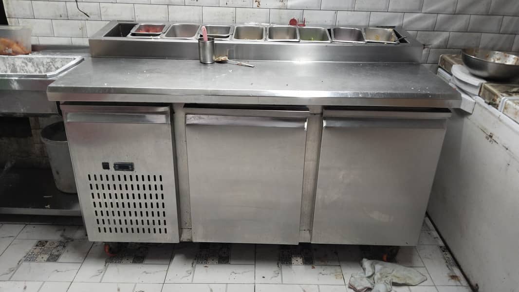Prep Table , Hotplate , Grill 0