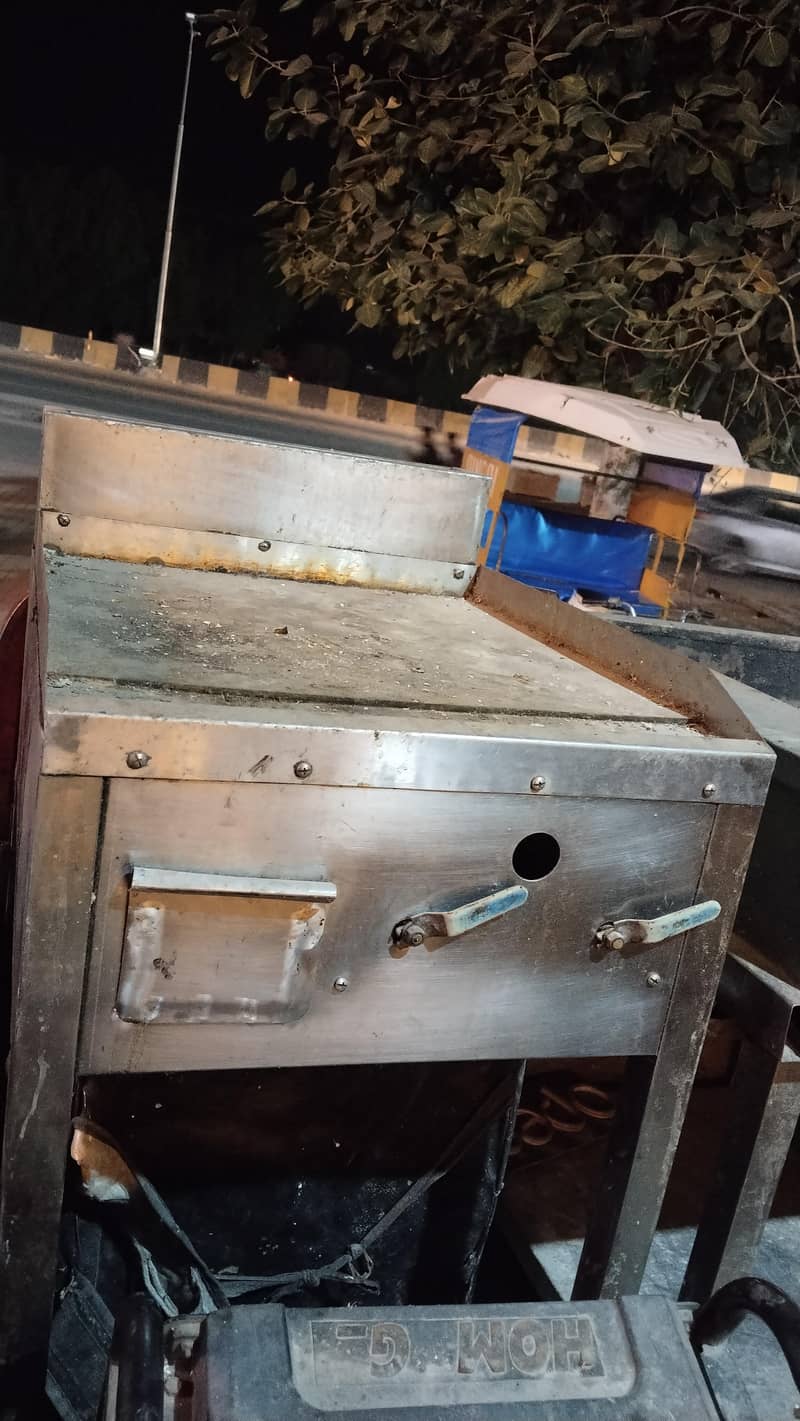 Prep Table , Hotplate , Grill 1