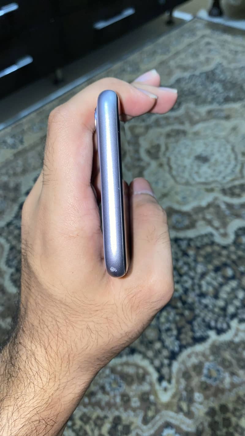 Apple iPhone 11 1
