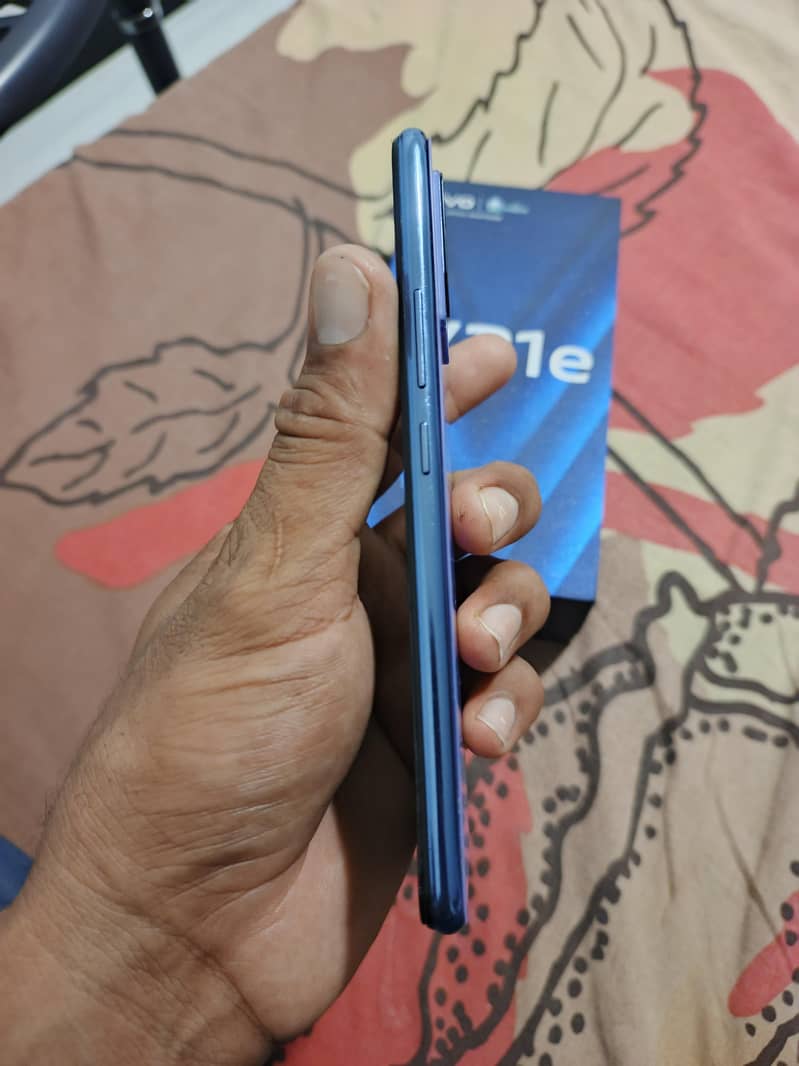 Vivo V21e 3