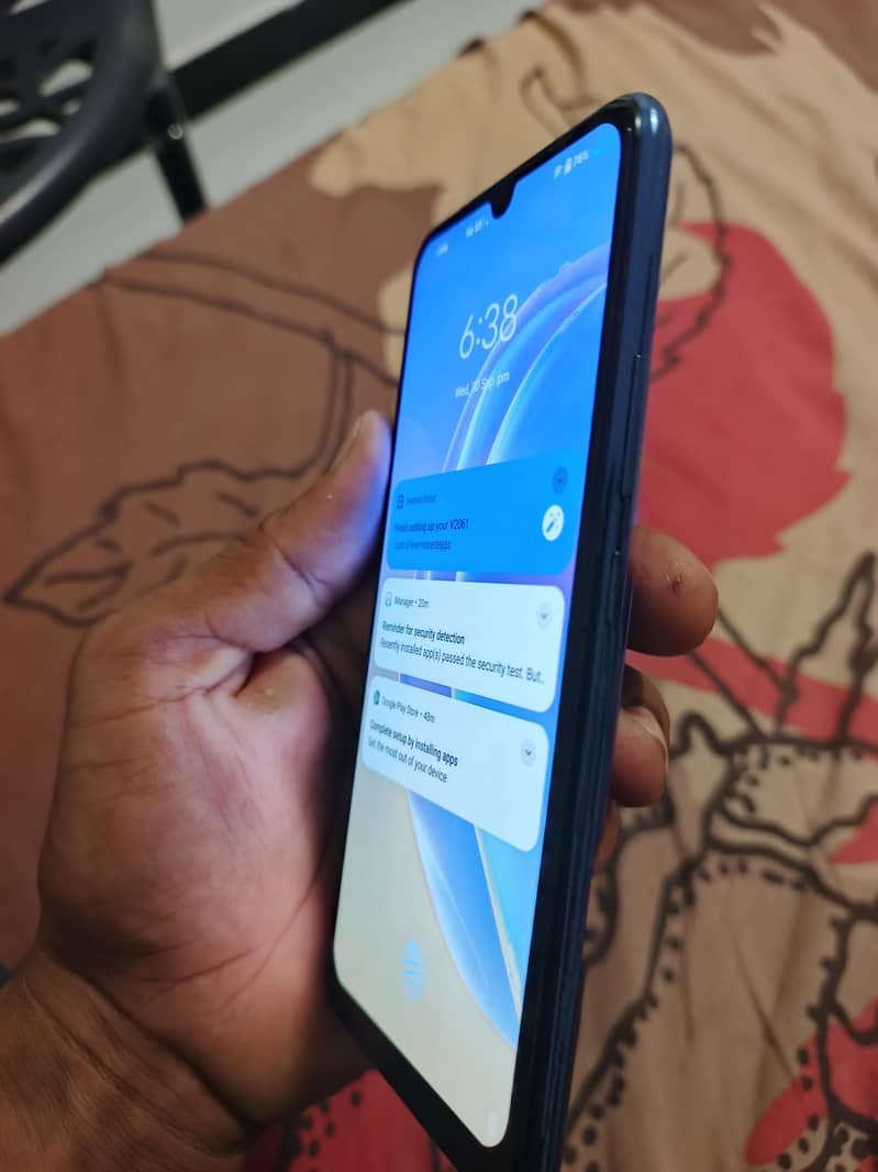 Vivo V21e 4