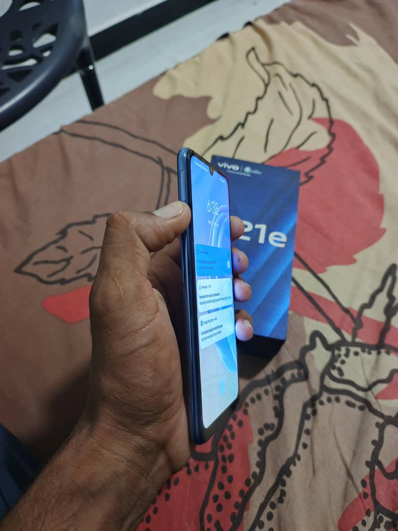 Vivo V21e 5