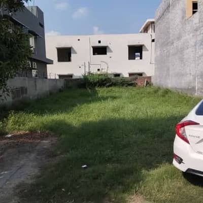10 Marla Plot For Sale in Johar Town G Block Dimensions 35x65