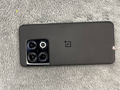 One Plus 10 Pro