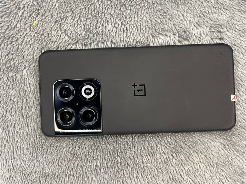 One Plus 10 Pro 0