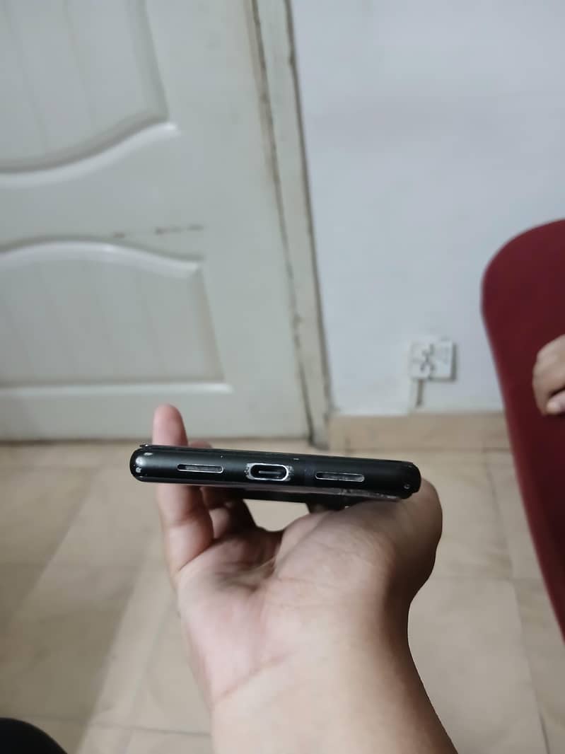 Google Pixel 6 4