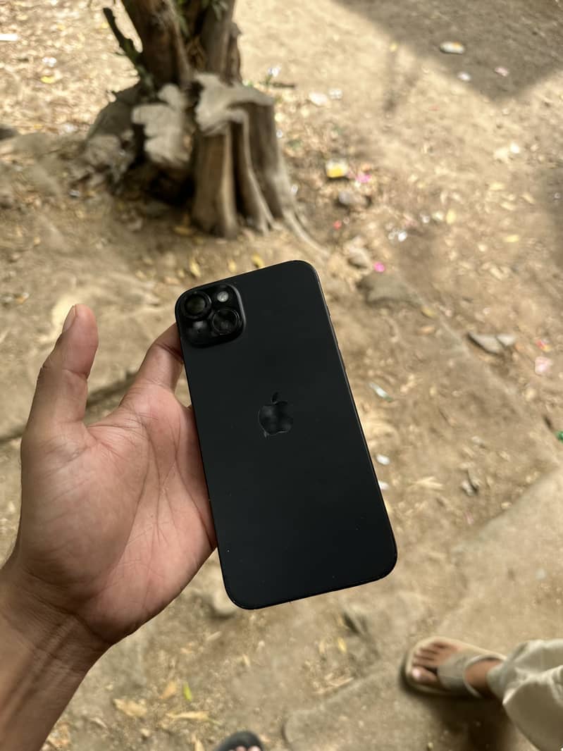 Apple iPhone 15 plus 1