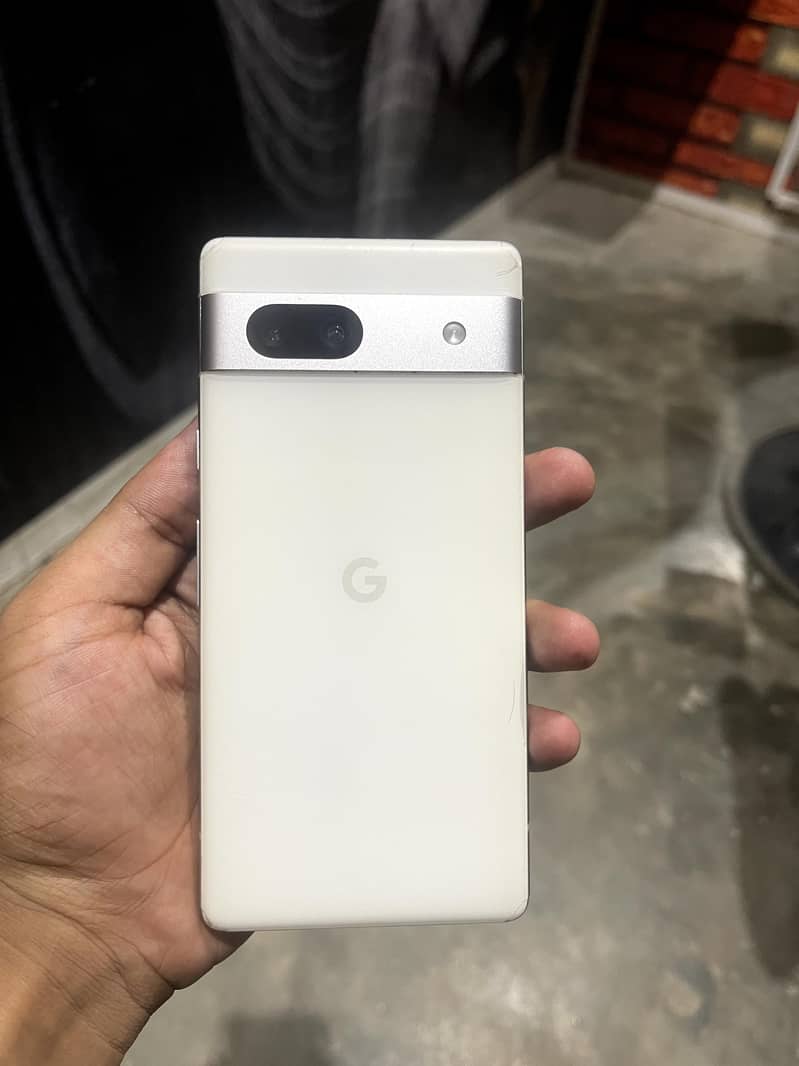 Google Pixel 7a 5
