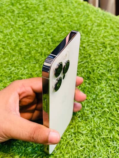 Apple iPhone 13 Pro