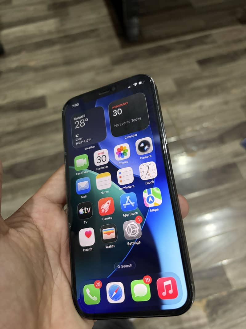 Apple iPhone 12 Pro 4