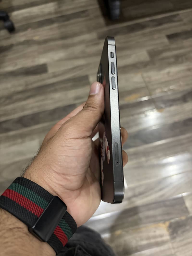 Apple iPhone 12 Pro 5