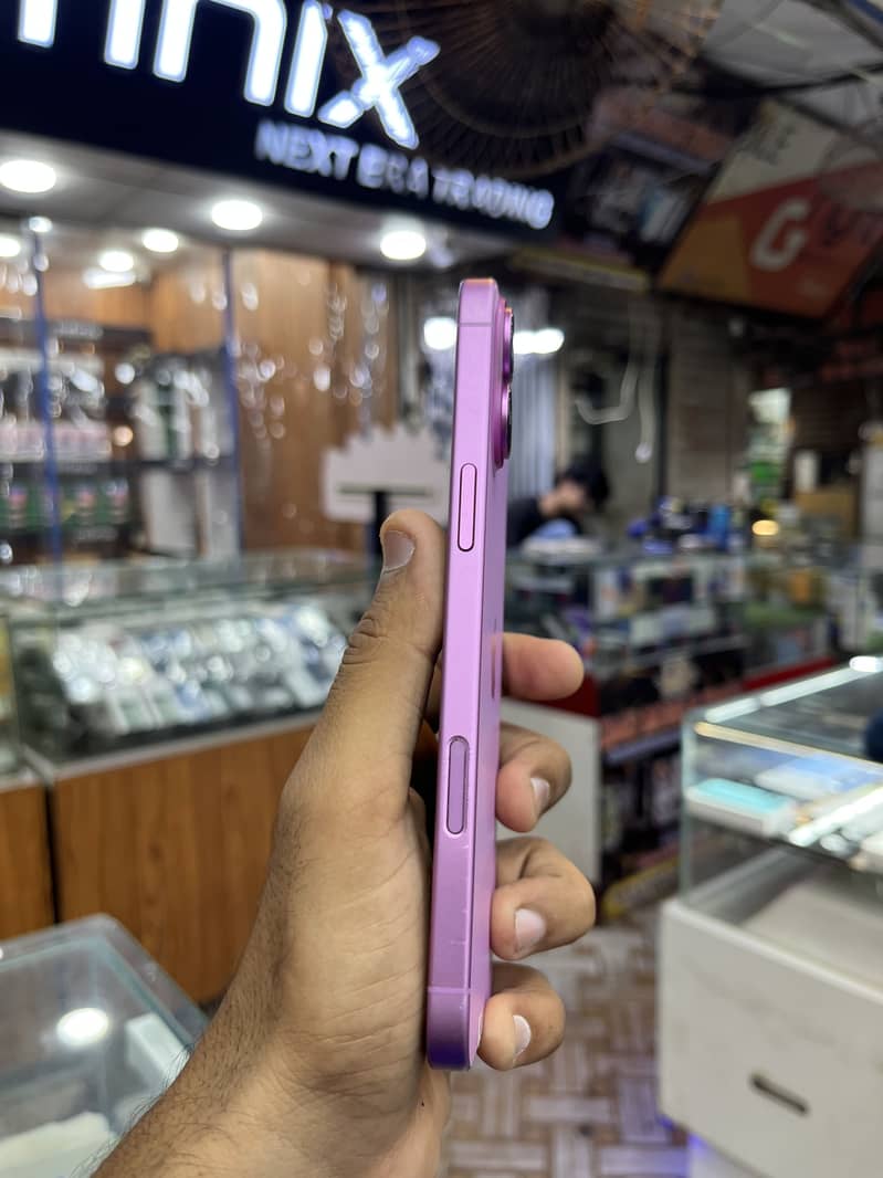 Apple iPhone 16 Plus 1
